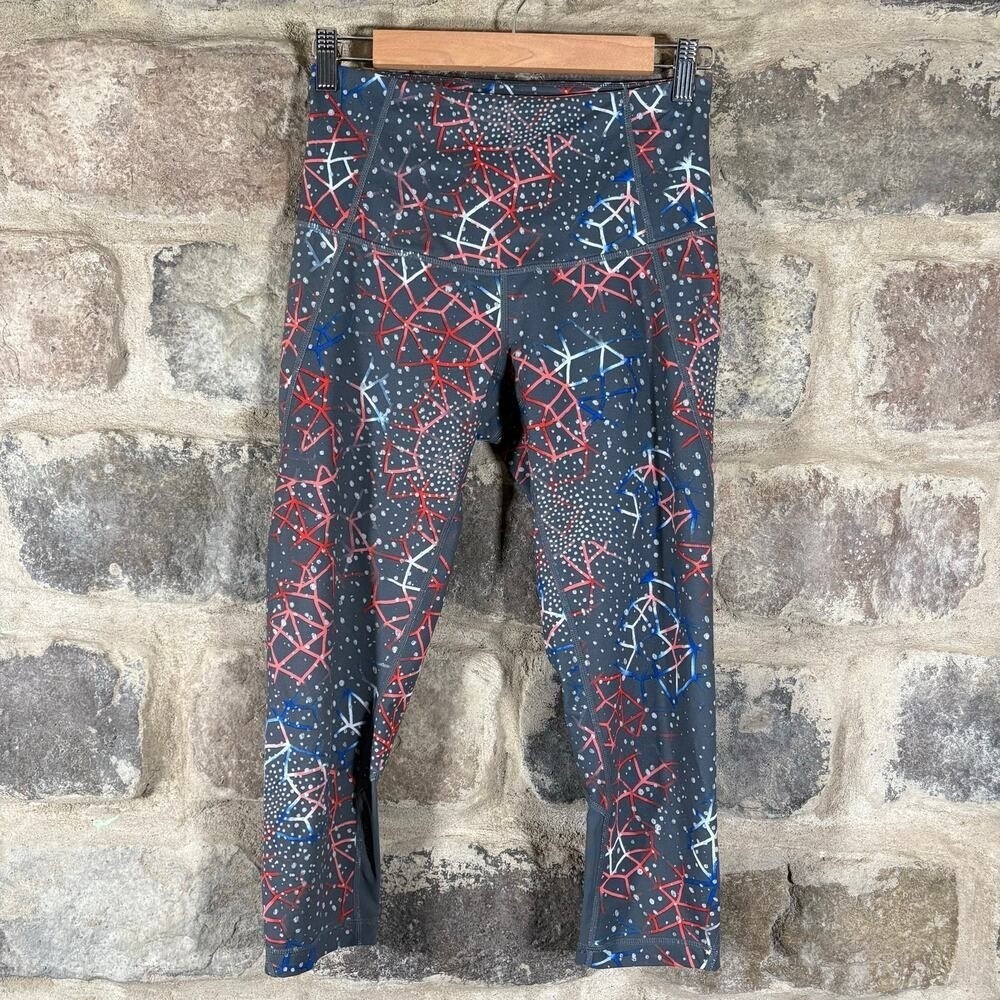 Zella Womens High Waist Crop Leggings Gray Red Blue Constellation Print Size Sm